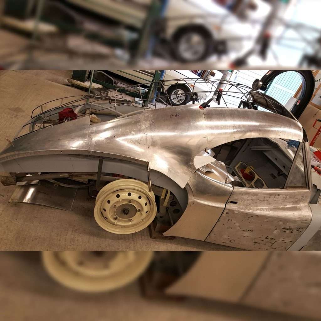 One side of the 1953 Jowett Jupiter restoration is well underway, and the mesmerising flowing fastback shape is starting to take shape and become a reality.